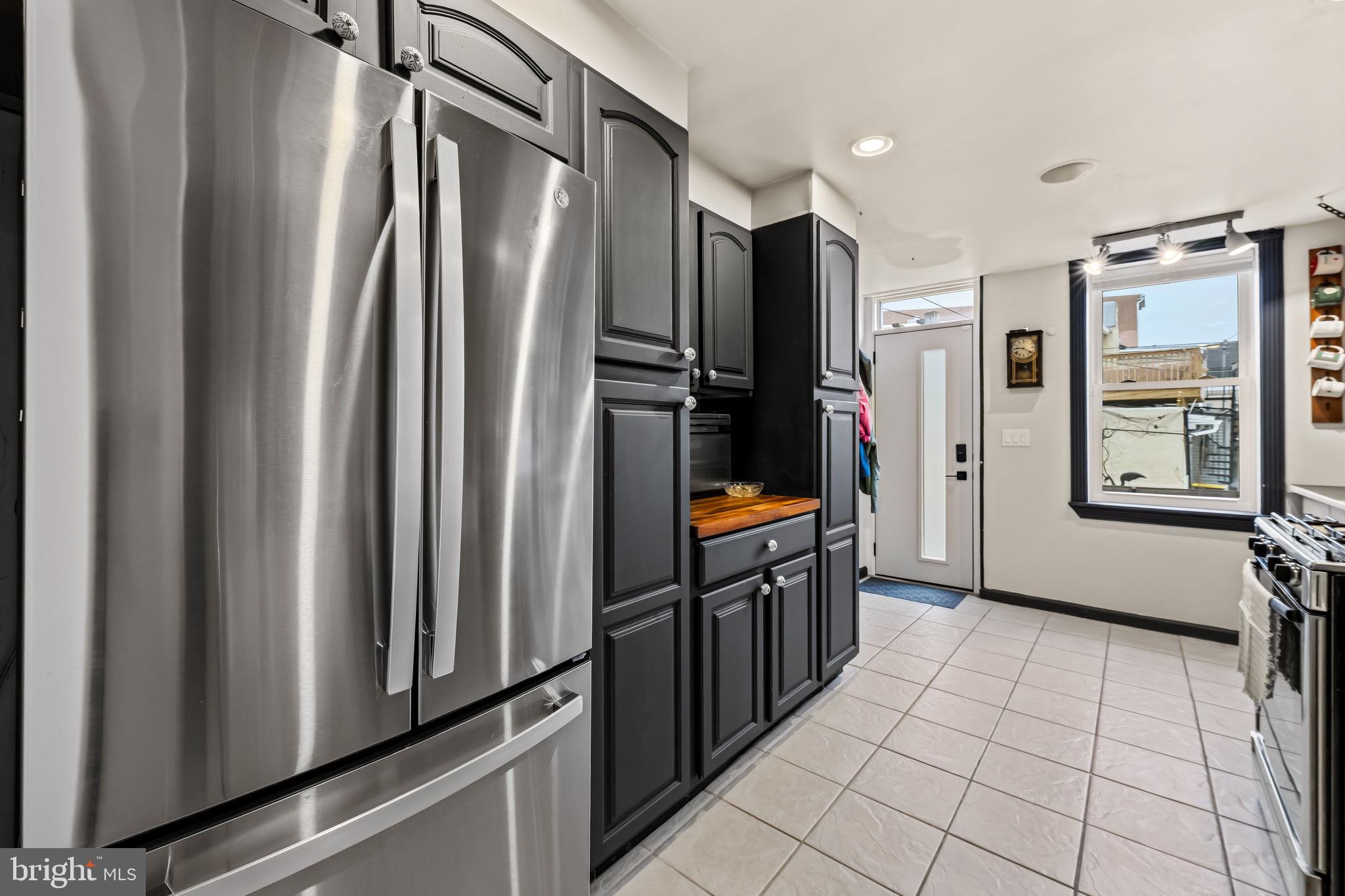 RIVERSIDE - Residential