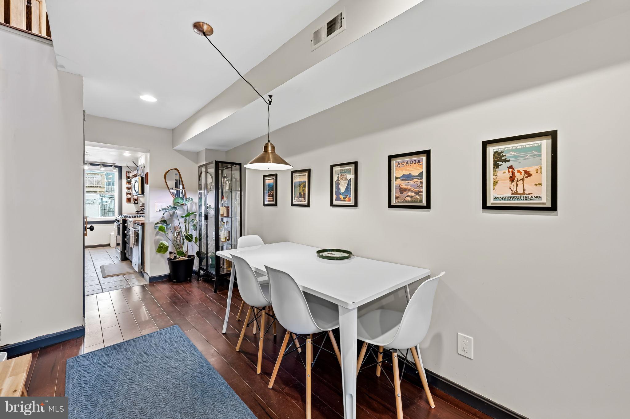 RIVERSIDE - Residential