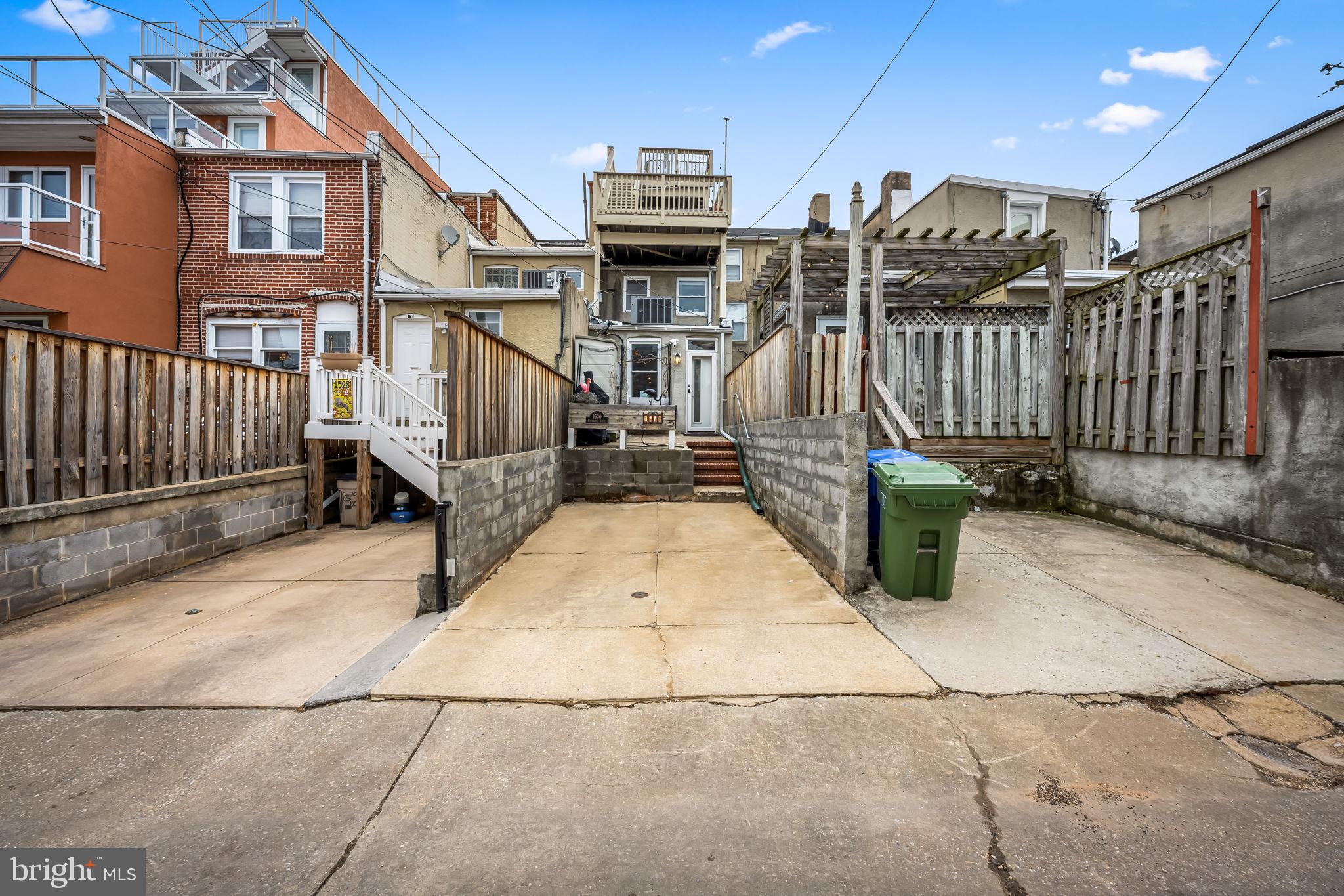 RIVERSIDE - Residential