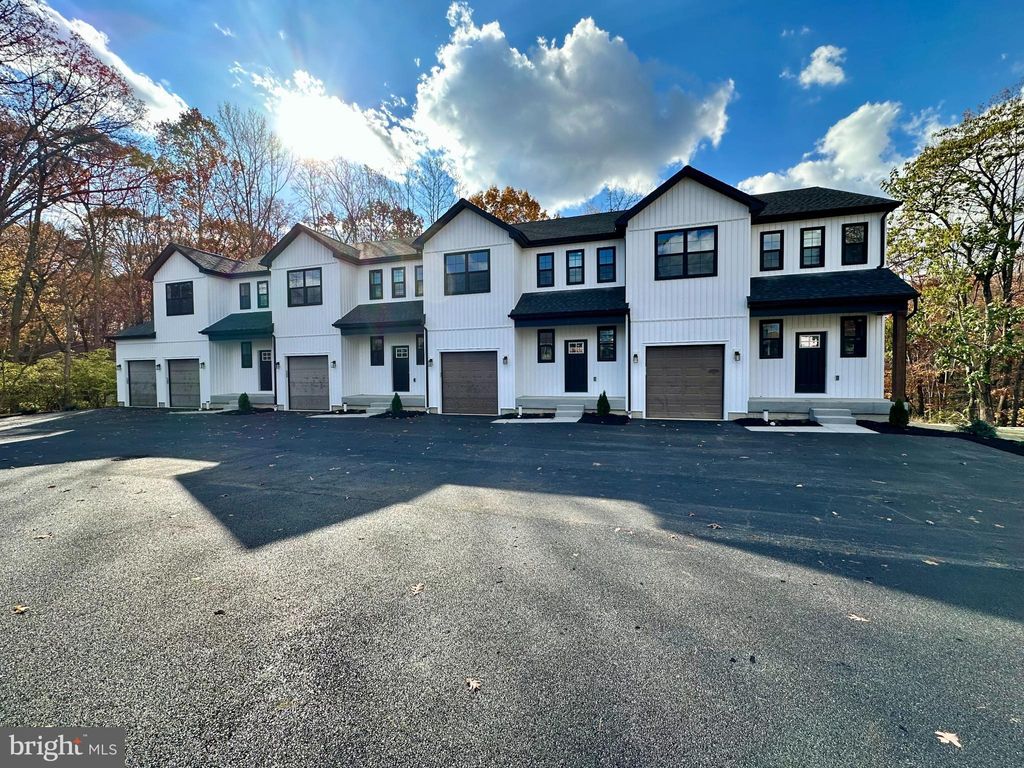 Photo of 1024 Trinity Road, YORK, PA 17408 (MLS # PAYK2098174)