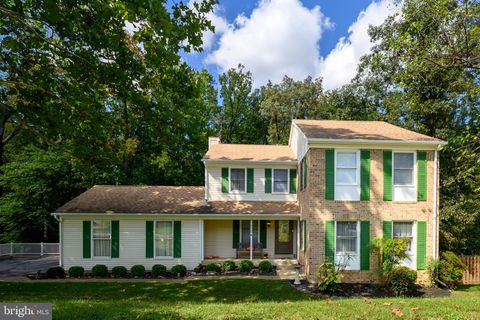 8424 OAK STREAM DRIVE LAUREL MD 20708