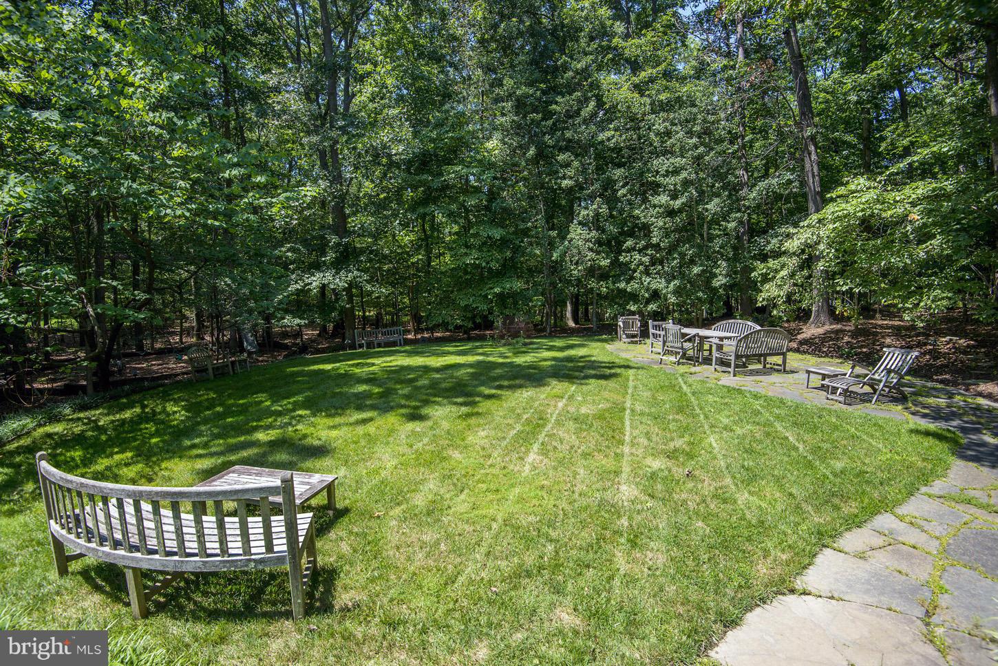 HUNTER'S CREST - Residential