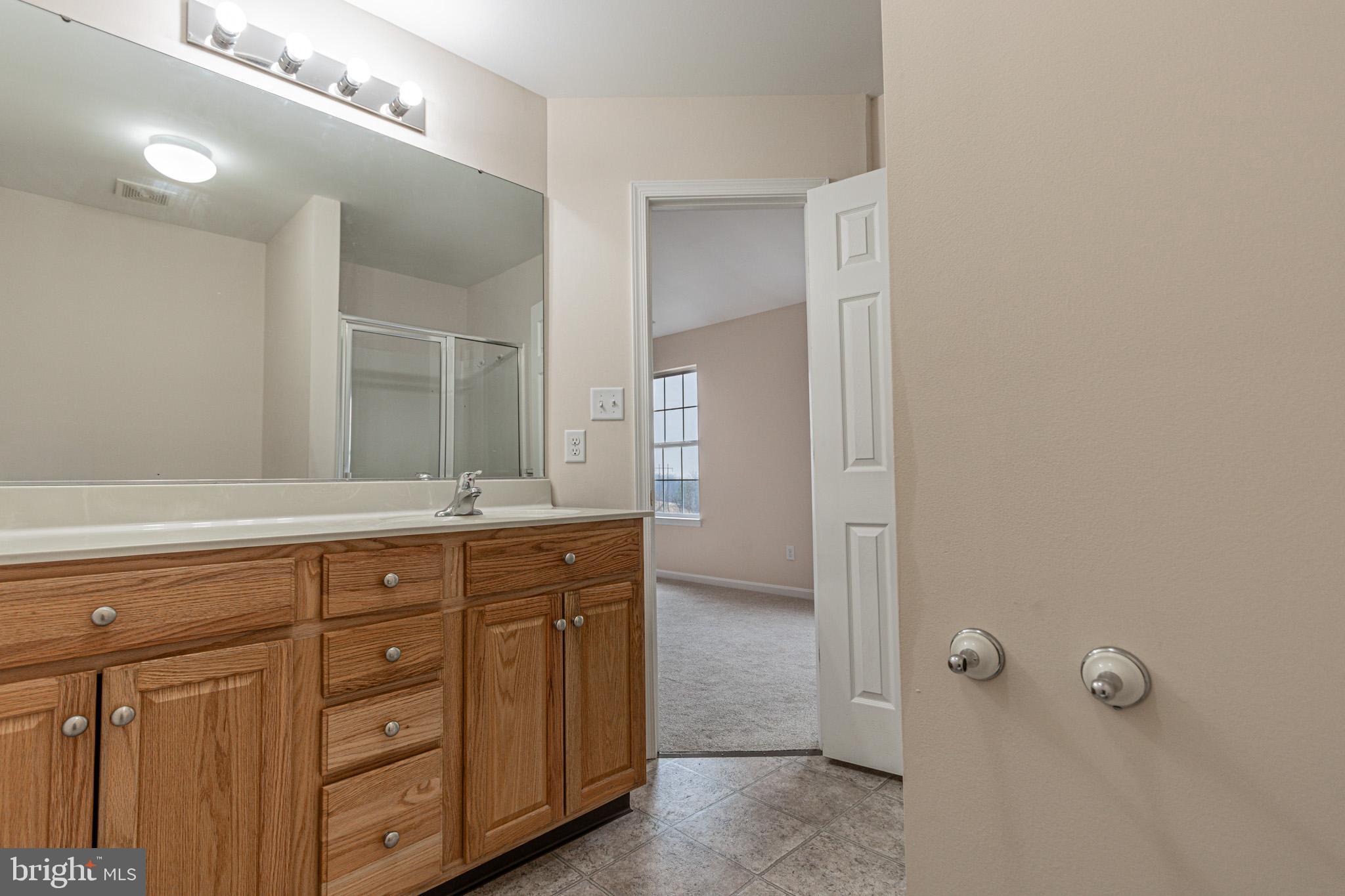 COLONIAL CROSSINGS - Residential