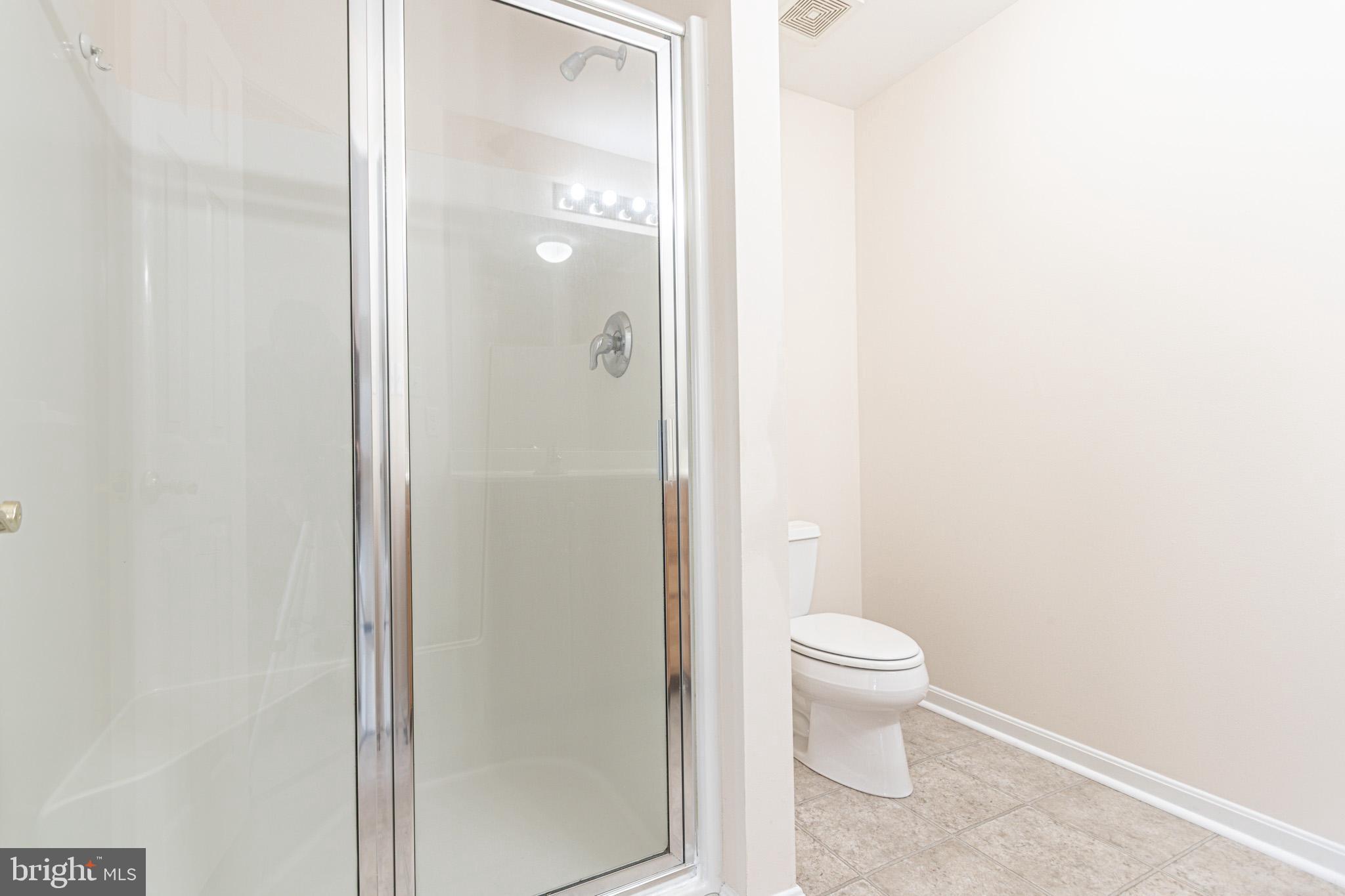 COLONIAL CROSSINGS - Residential