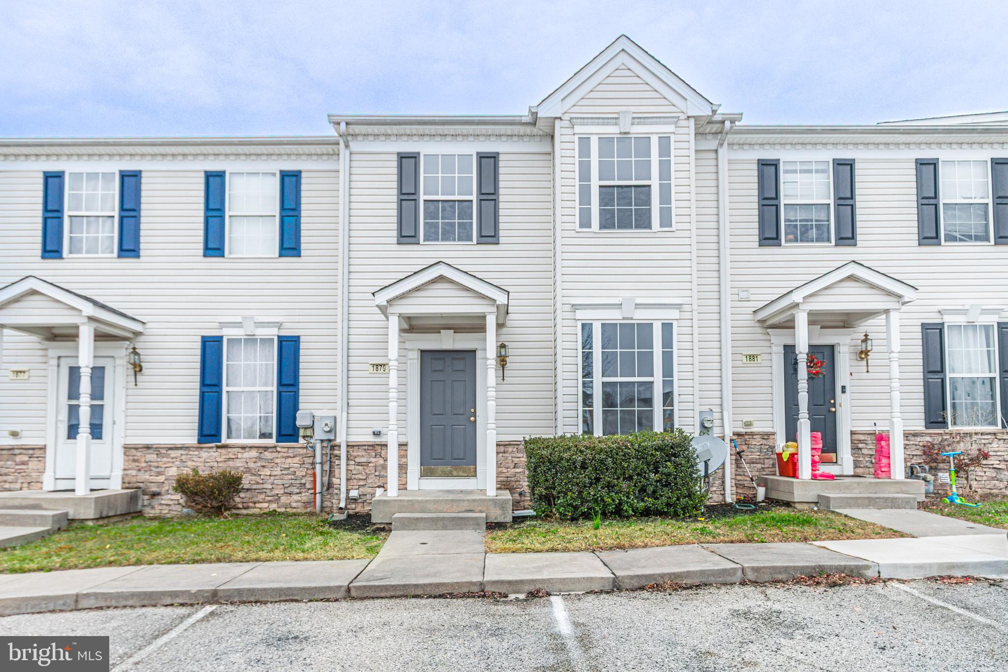 COLONIAL CROSSINGS - Residential