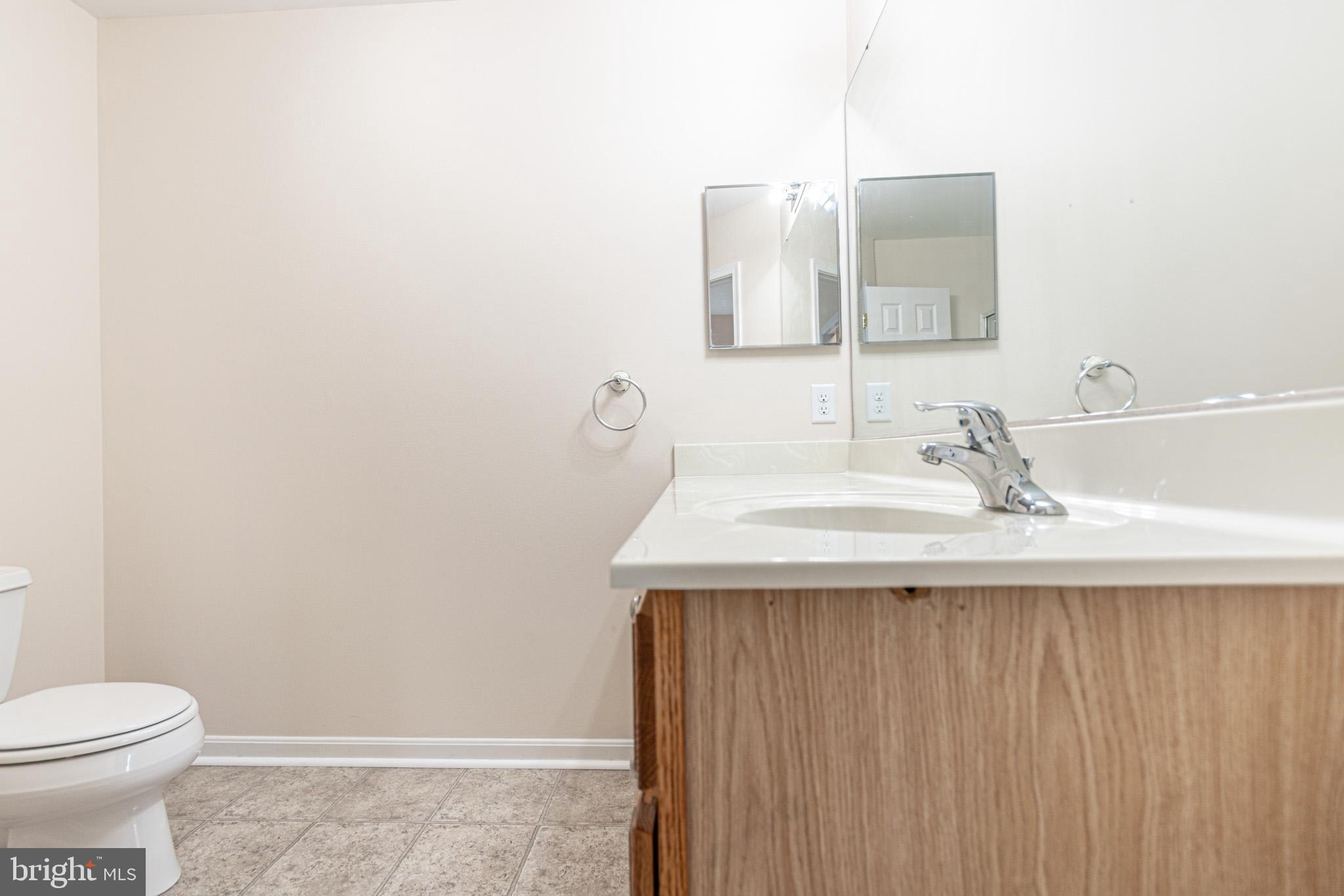 COLONIAL CROSSINGS - Residential