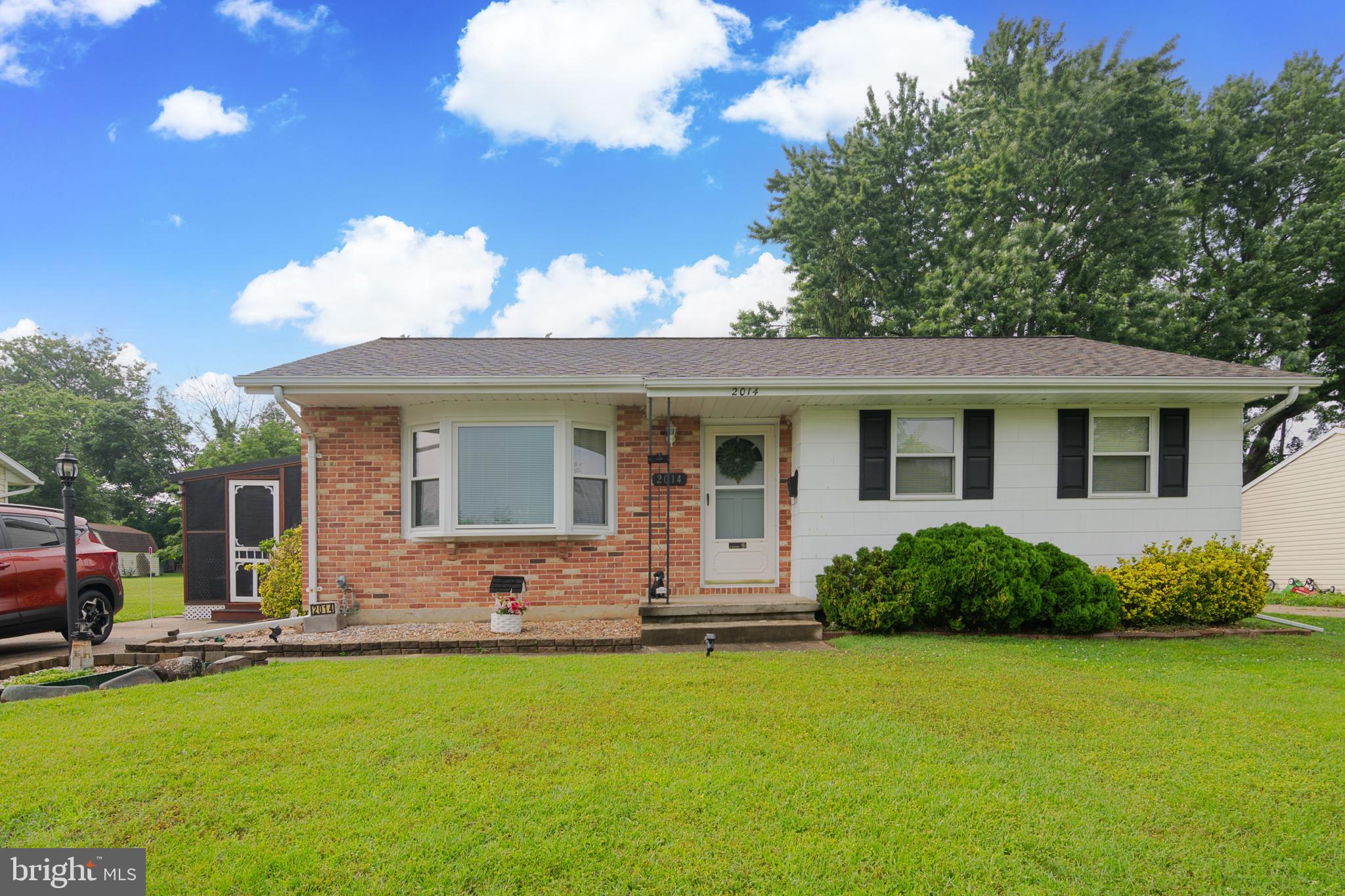 Welcome to a beautiful Single-family rancher-style home in Edgewood. Harford County. Great for a first-time home buyer that's starting a family. Year Built: 1972, Living Area: 1,044 sq ft, Bedrooms/Bathrooms: 3 beds, 1 bath (based on typical layout for similar-built homes in area), Lot Size: Likely 0.2 acre — consistent with nearby properties.