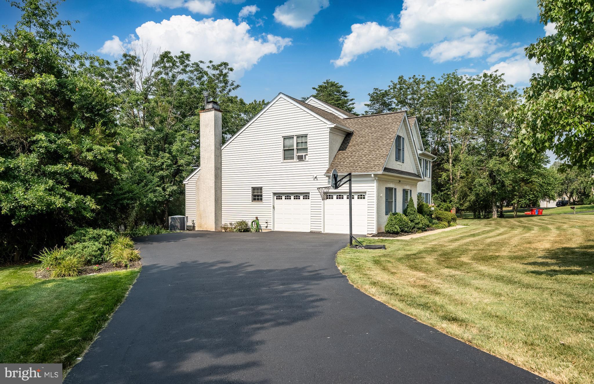 3032 STILL MEADOW DRIVE
