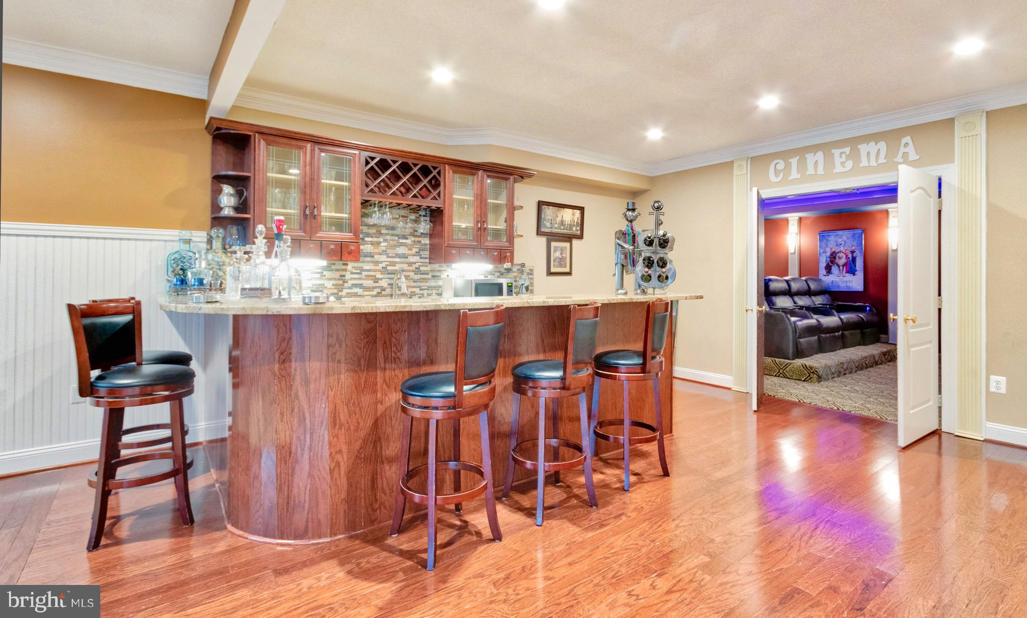 WOLF TRAP DOWNS - Residential