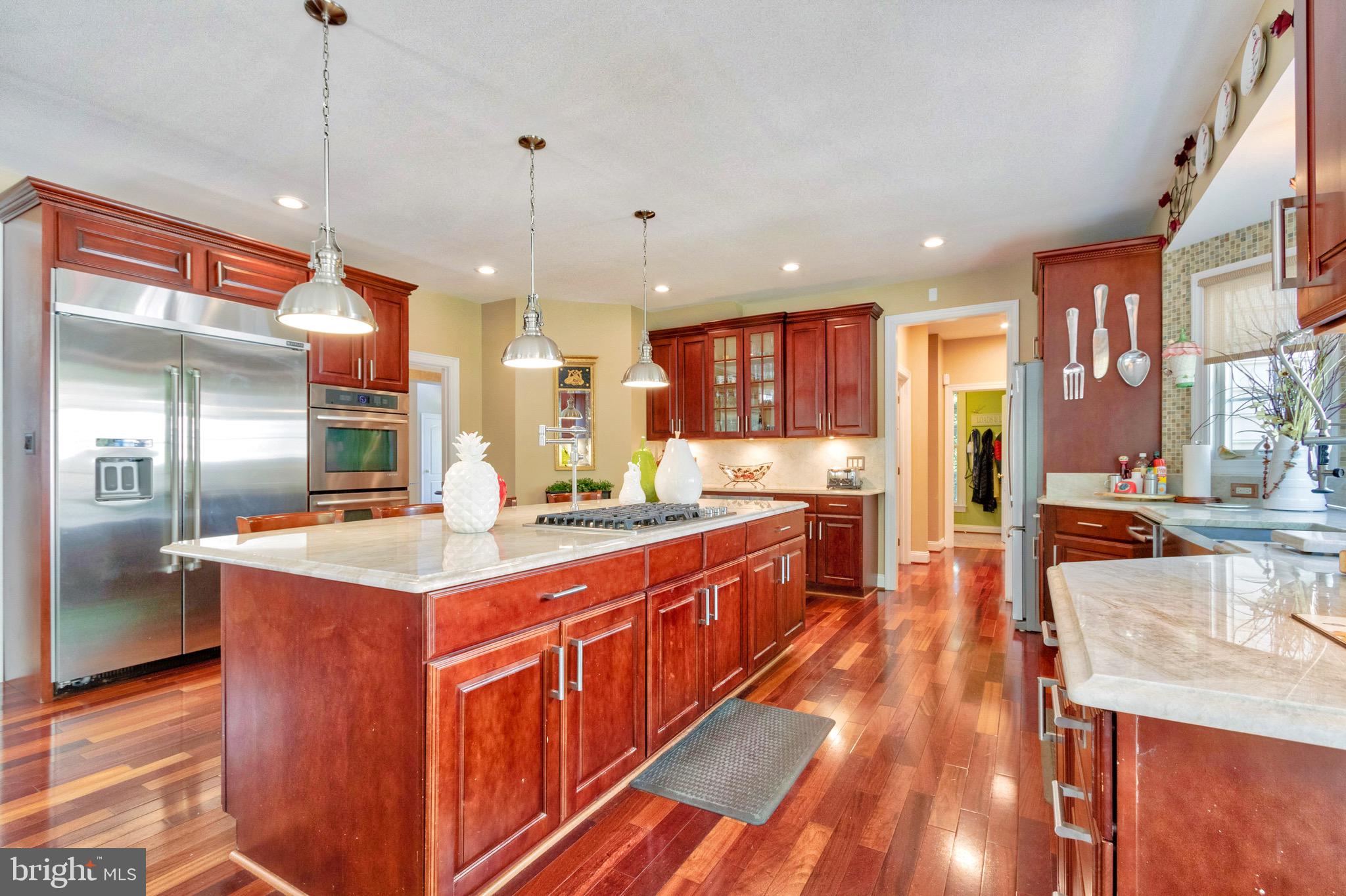 WOLF TRAP DOWNS - Residential