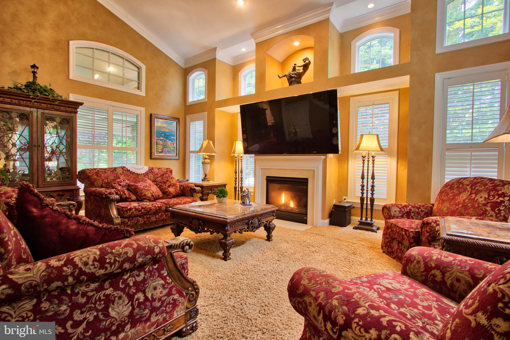 WOLF TRAP DOWNS - Residential