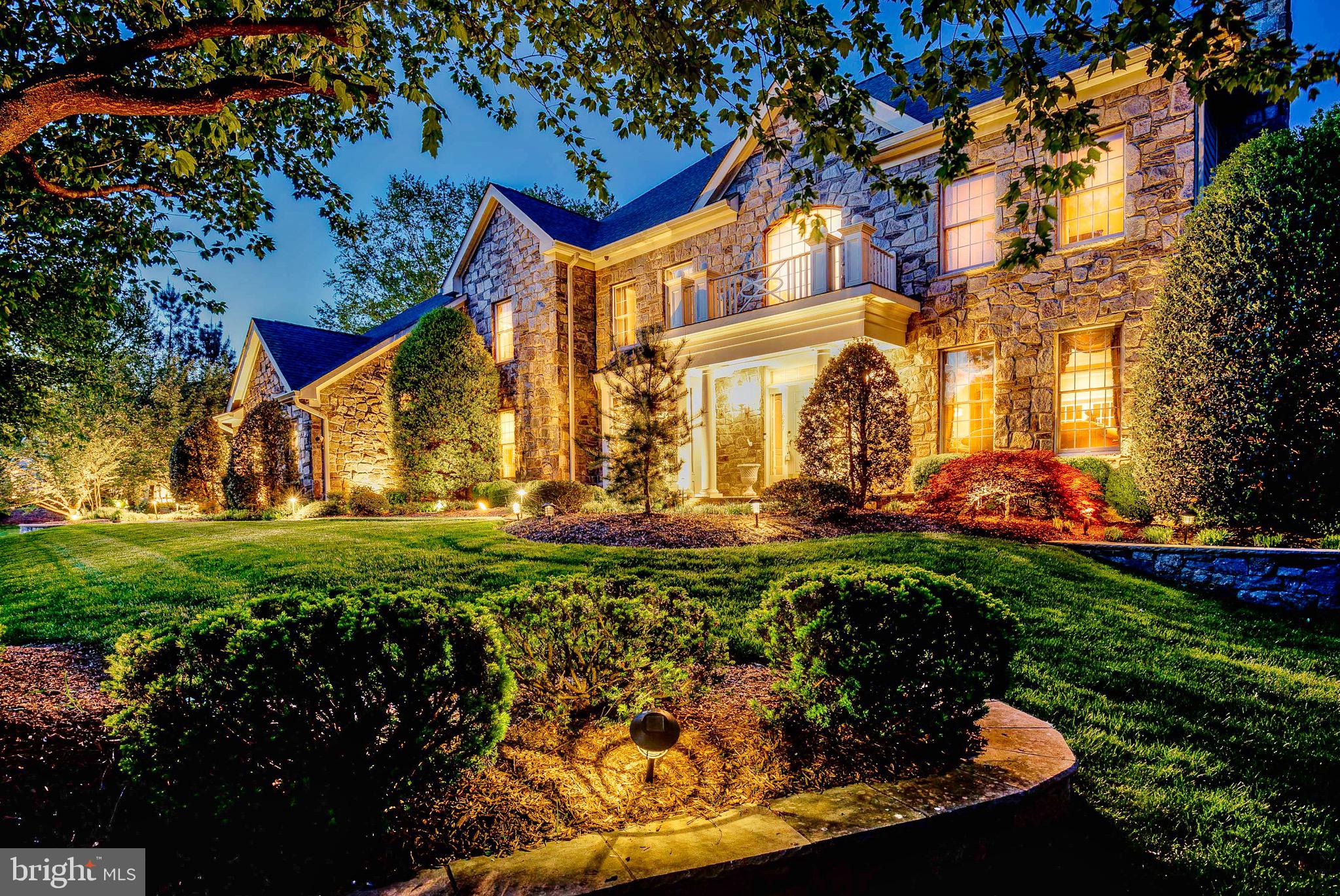 WOLF TRAP DOWNS - Residential