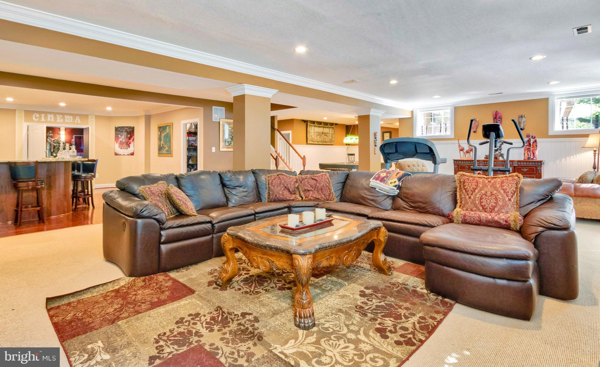 WOLF TRAP DOWNS - Residential