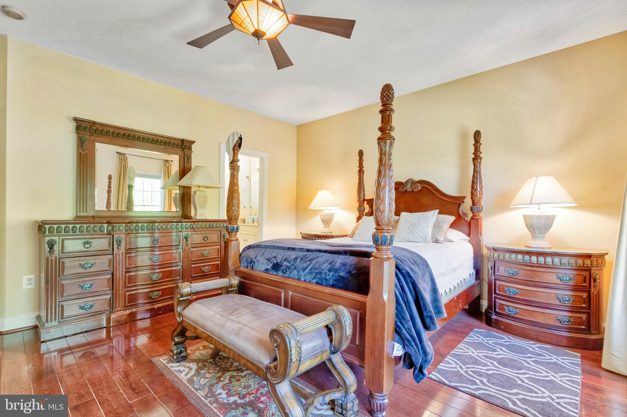 WOLF TRAP DOWNS - Residential