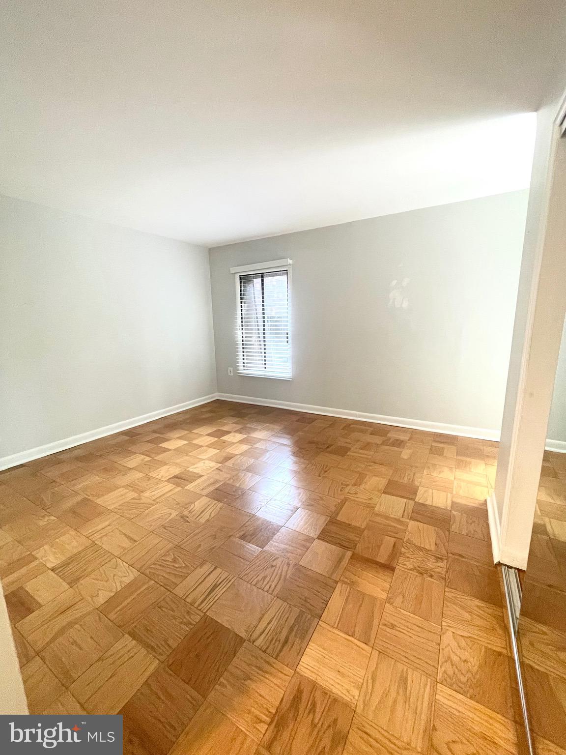 RUNNING BROOK - Residential