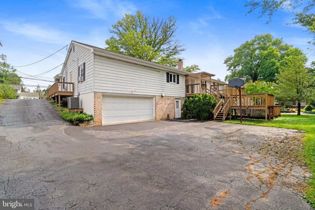 Photo of 3844 Columbia Avenue, MOUNTVILLE, PA 17554 (MLS # PALA2072834)