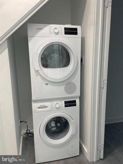 OLDE KENSINGTON - Residential Lease