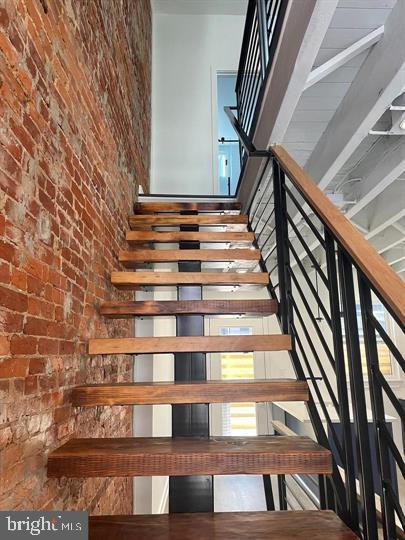 OLDE KENSINGTON - Residential Lease