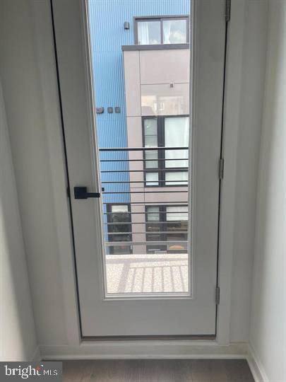 OLDE KENSINGTON - Residential Lease