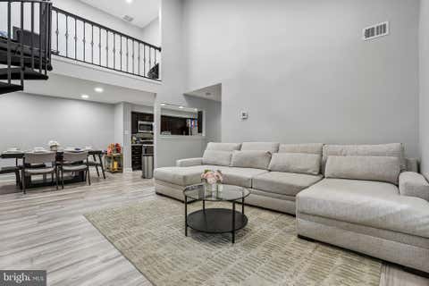 Condo For Sale - 13062 Shadyside Lane #95-6<br/> GERMANTOWN, MD 20874