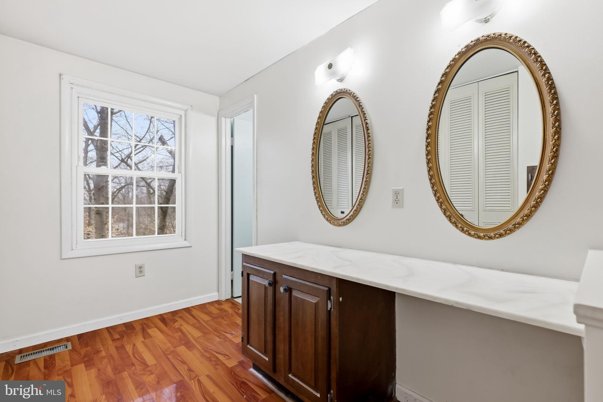 TANTALLON HILLS - Residential