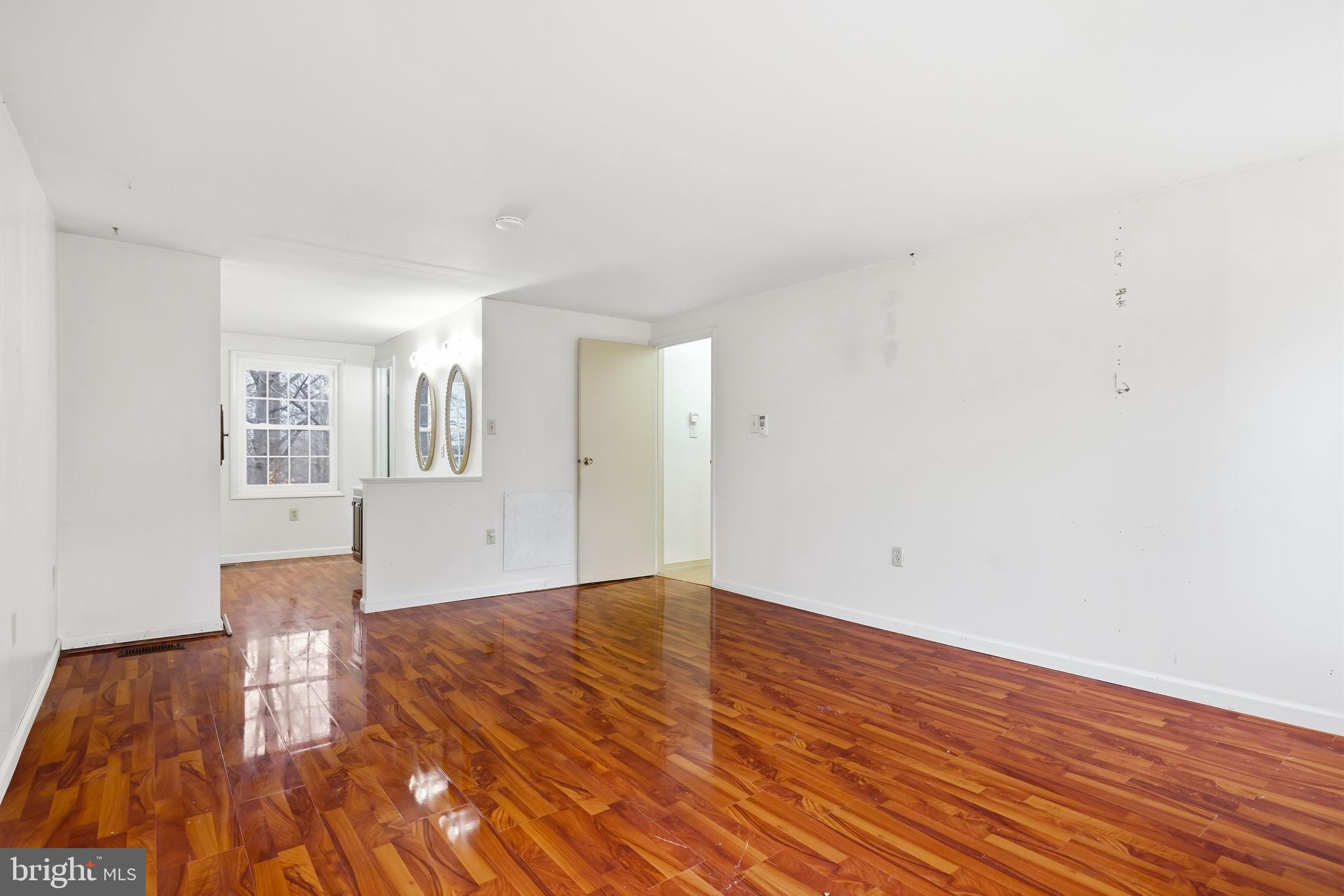 TANTALLON HILLS - Residential