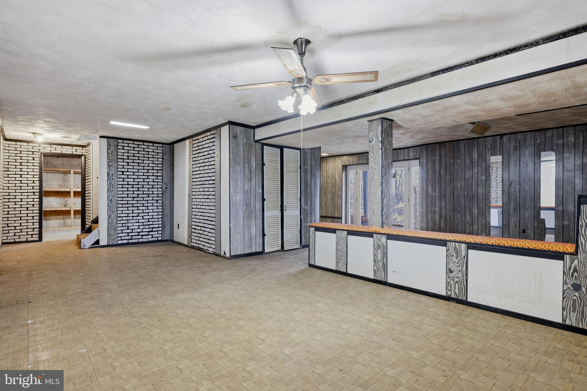 TANTALLON HILLS - Residential