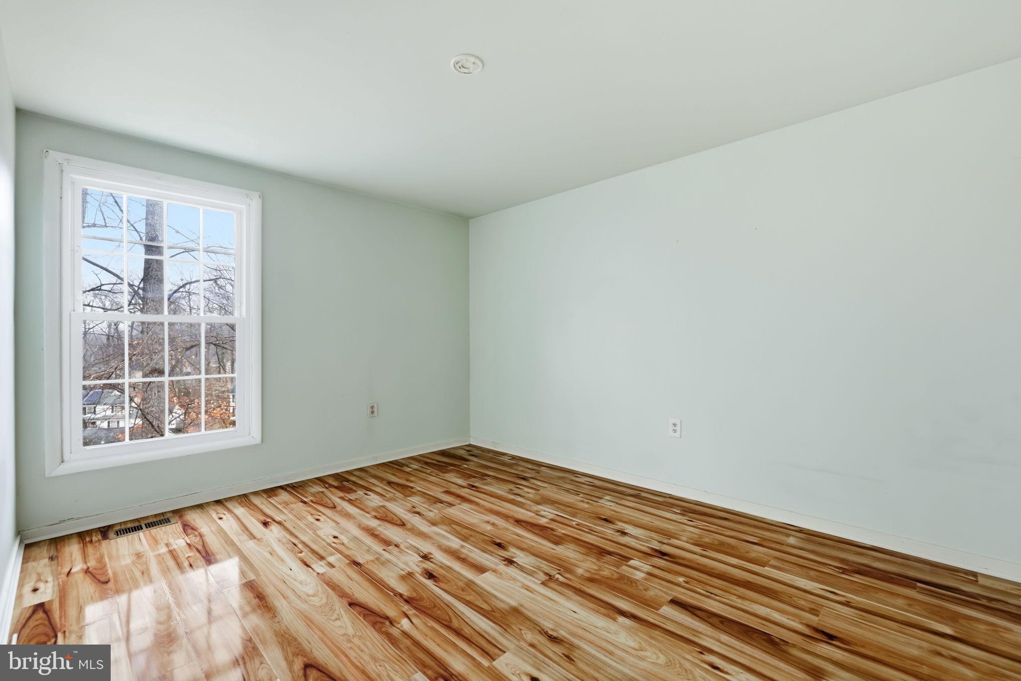 TANTALLON HILLS - Residential