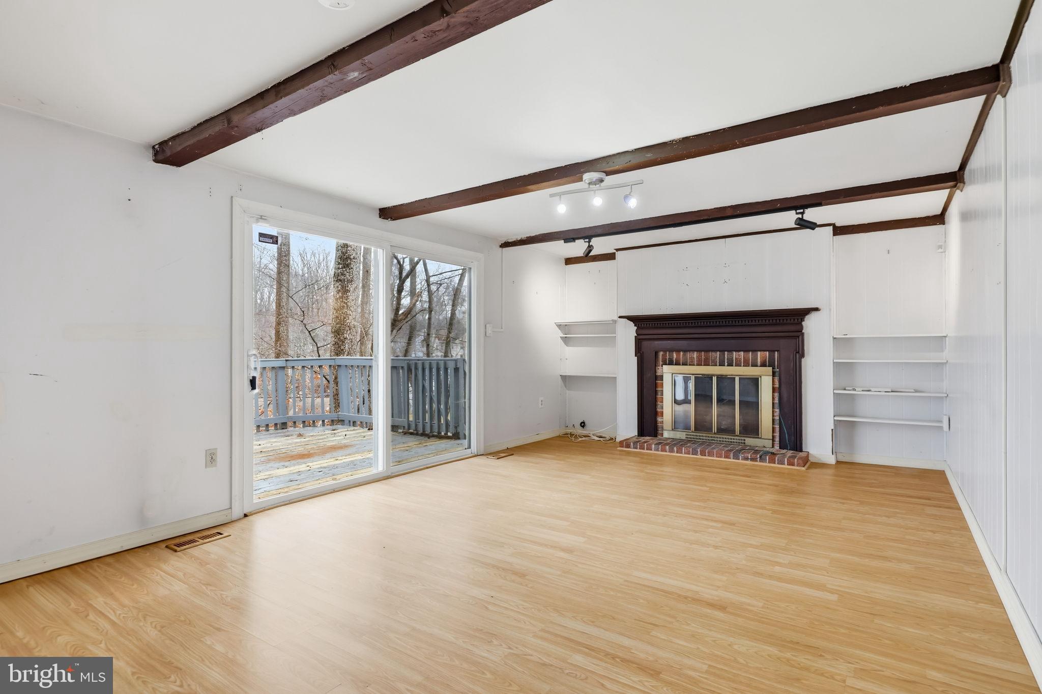 TANTALLON HILLS - Residential