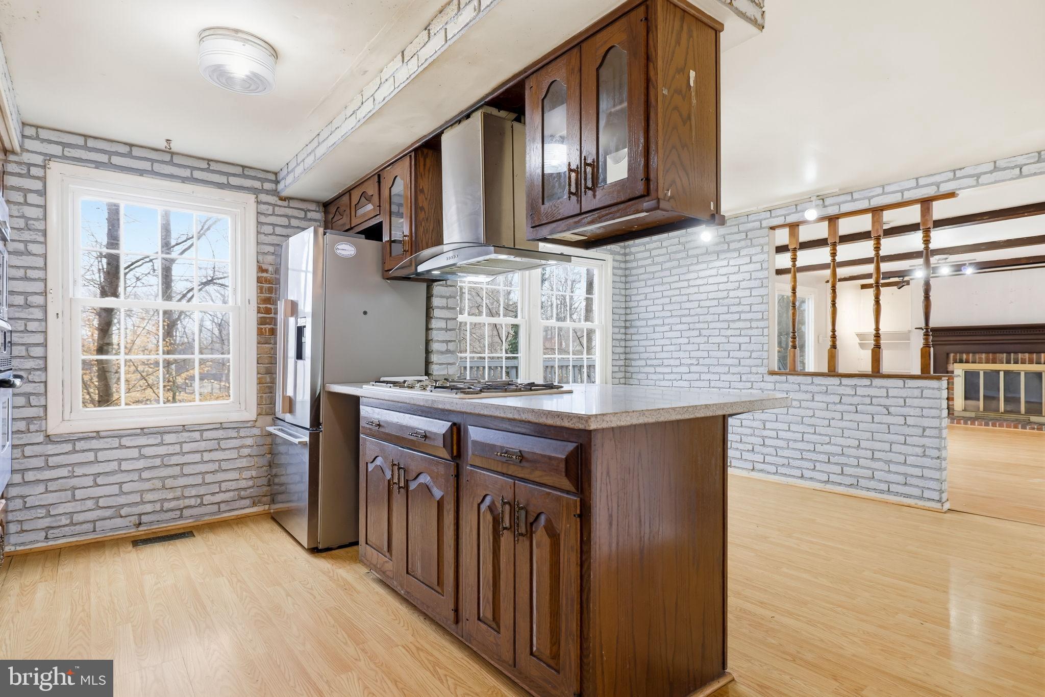 TANTALLON HILLS - Residential