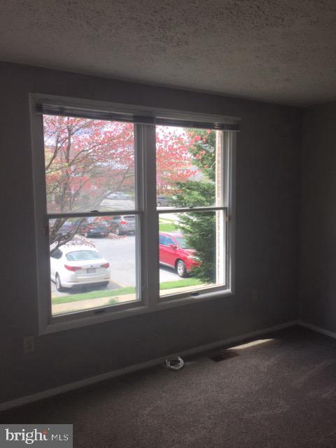 QUEEN ANNE VILLAGE - Residential Lease