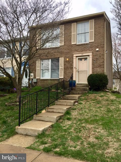 QUEEN ANNE VILLAGE - Residential Lease