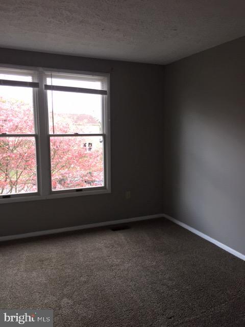 QUEEN ANNE VILLAGE - Residential Lease