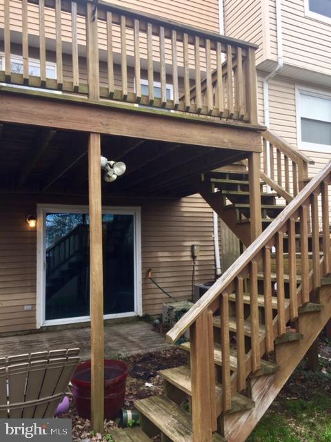 QUEEN ANNE VILLAGE - Residential Lease