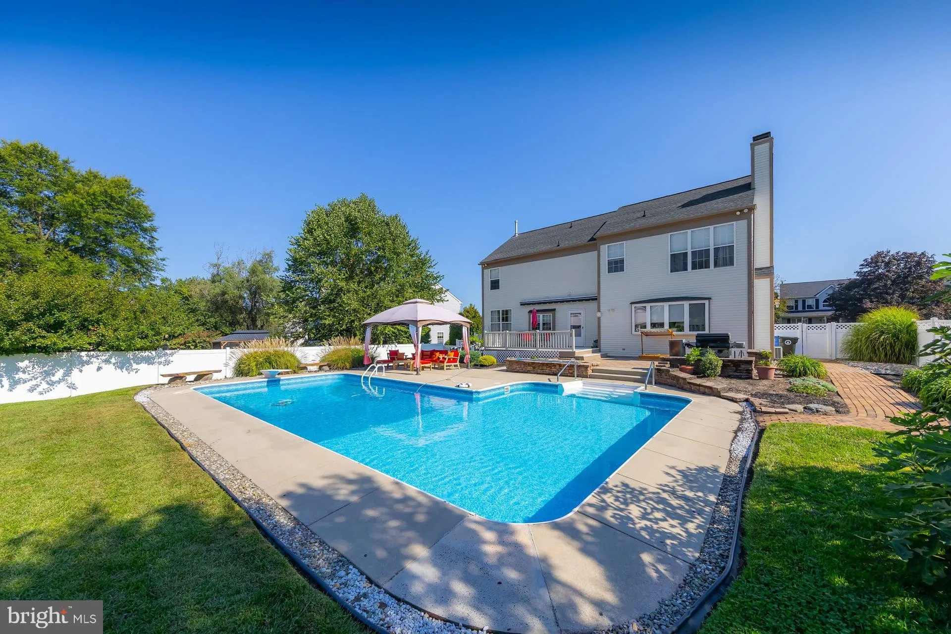 West Deptford, New Jersey 08086, United States, 4 Bedrooms Bedrooms, ,3 BathroomsBathrooms,Residential,Active,206349