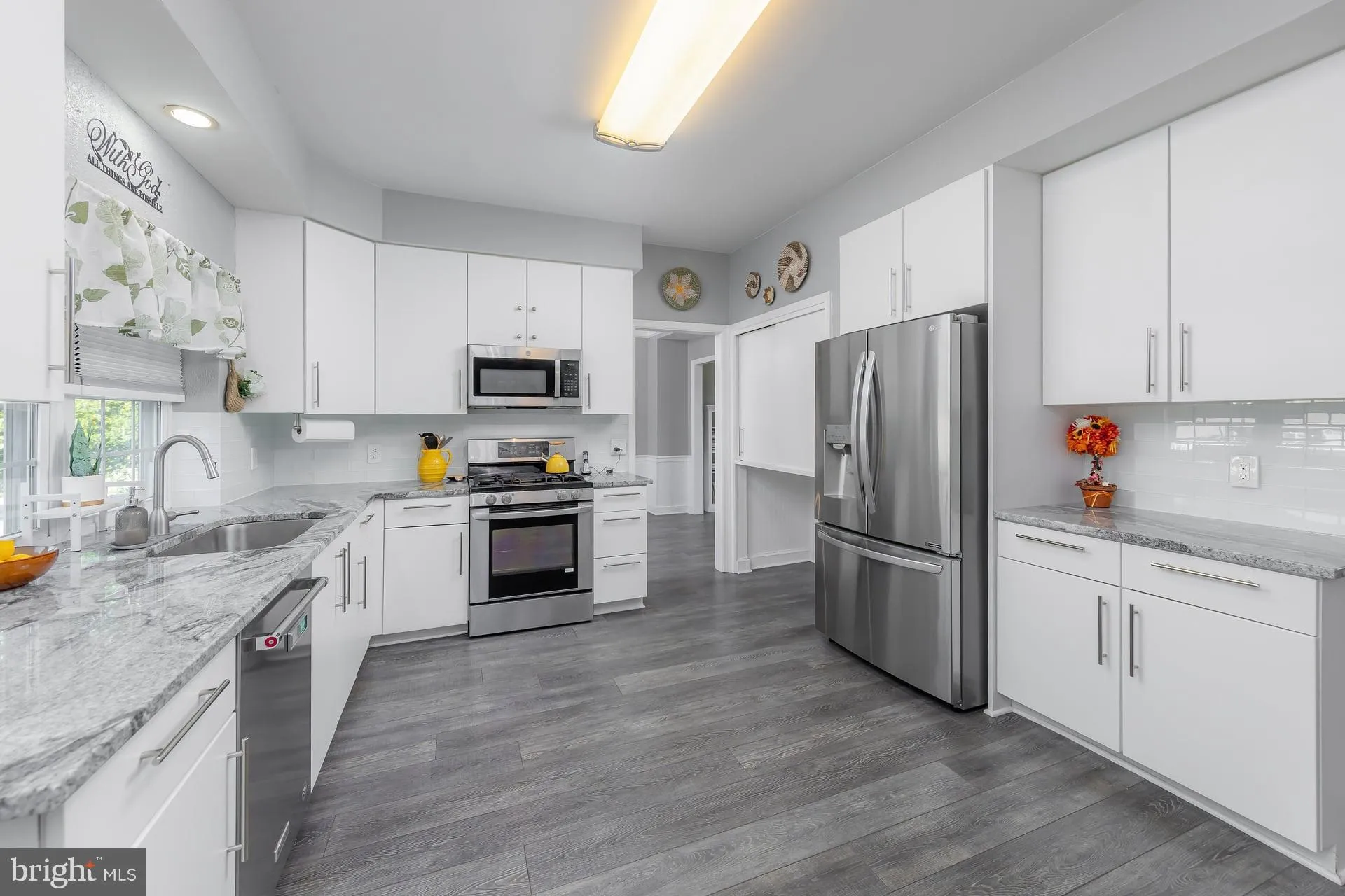 West Deptford, New Jersey 08086, United States, 4 Bedrooms Bedrooms, ,3 BathroomsBathrooms,Residential,Active,206349