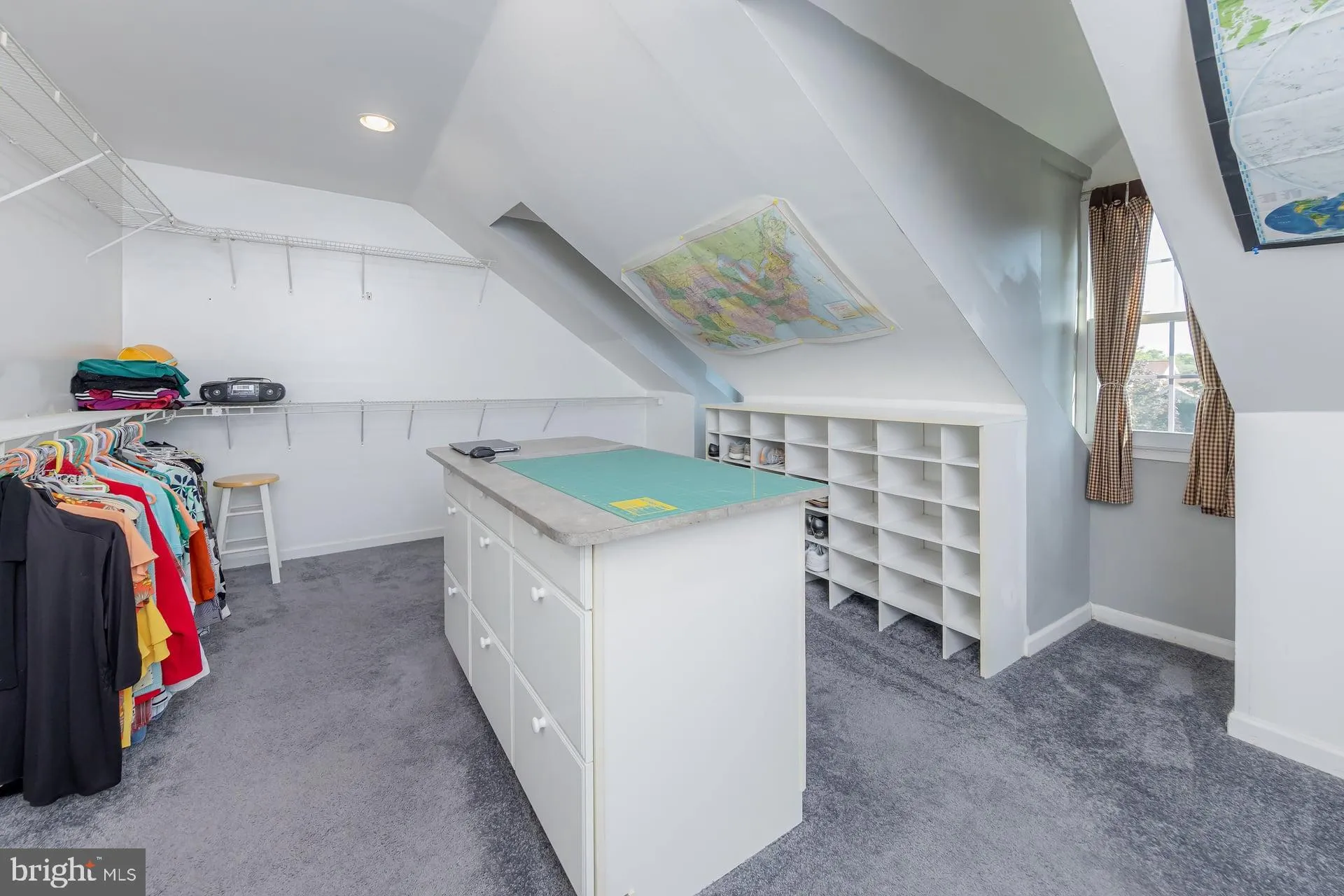 West Deptford, New Jersey 08086, United States, 4 Bedrooms Bedrooms, ,3 BathroomsBathrooms,Residential,Active,206349