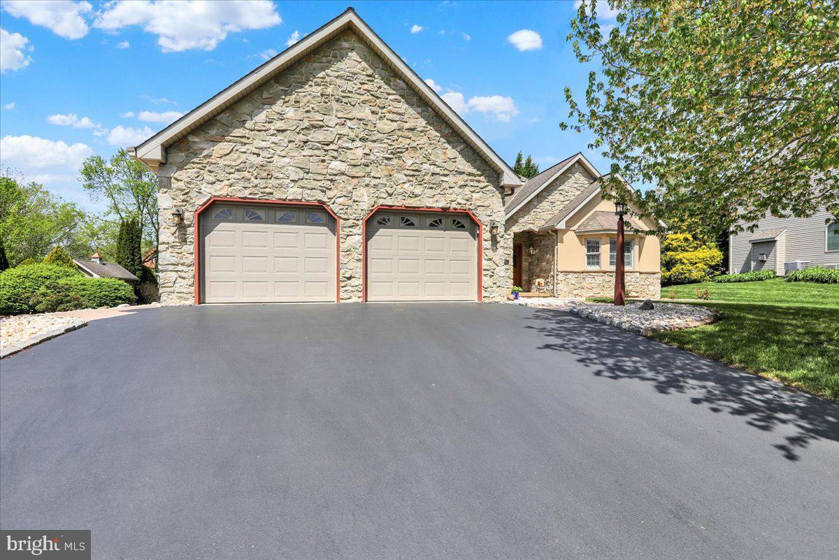 SPRINGDALE FARMS - Residential