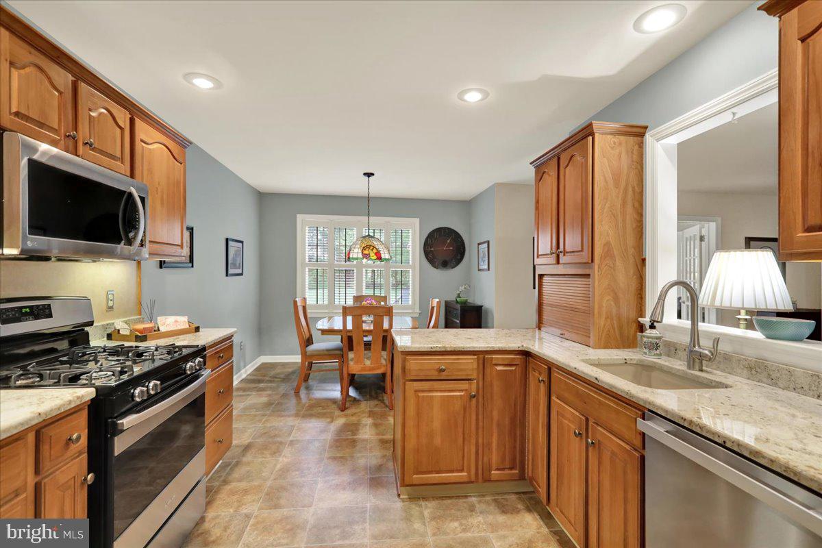 SPRINGDALE FARMS - Residential