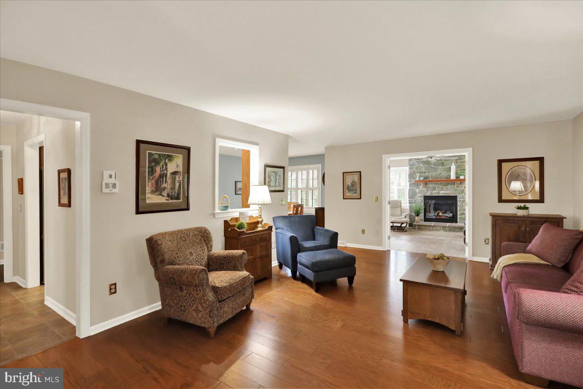 SPRINGDALE FARMS - Residential