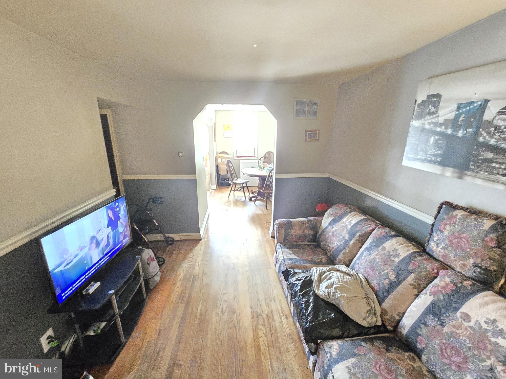 2104 WHISTLER AVENUE