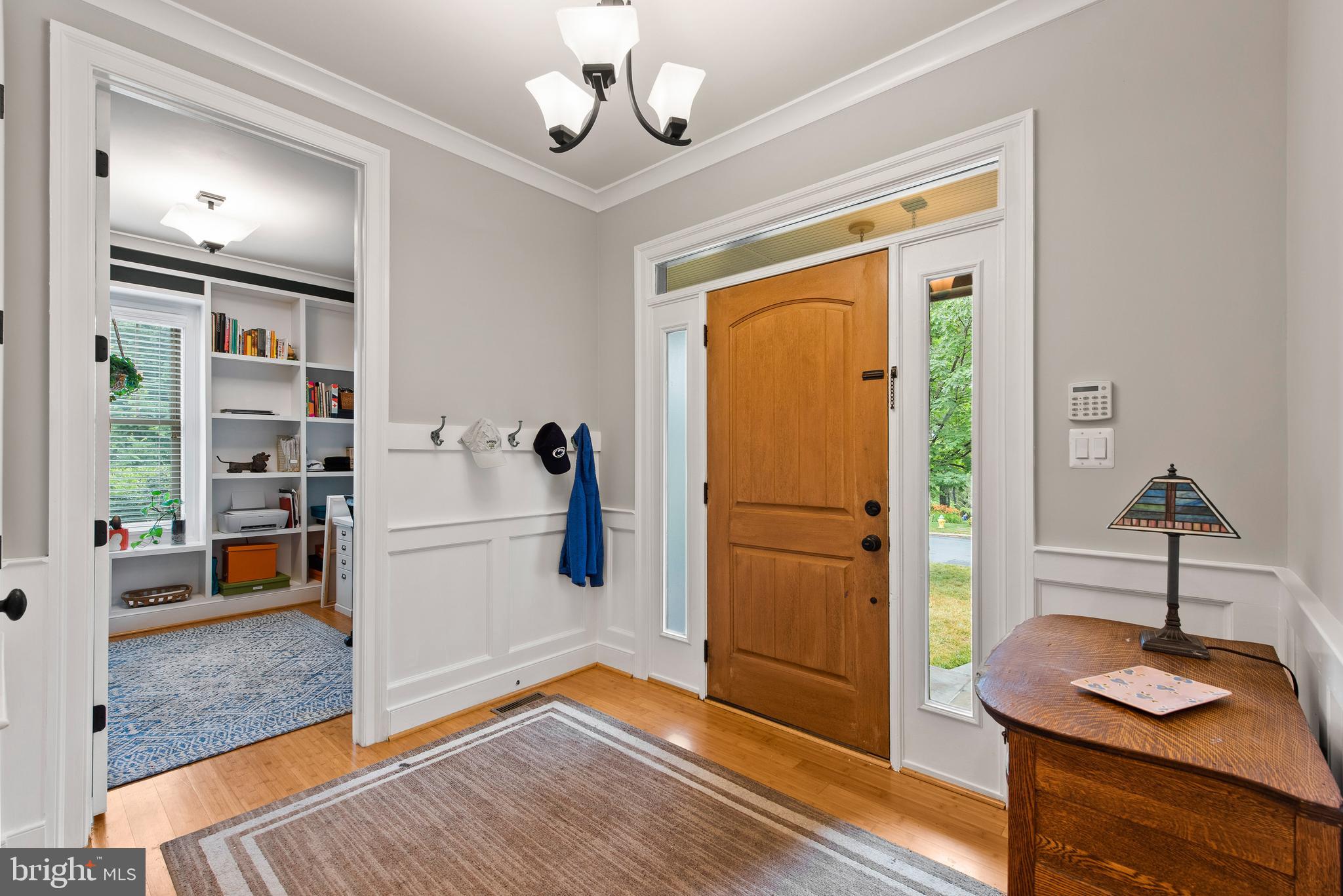 LARCHMONT - Residential