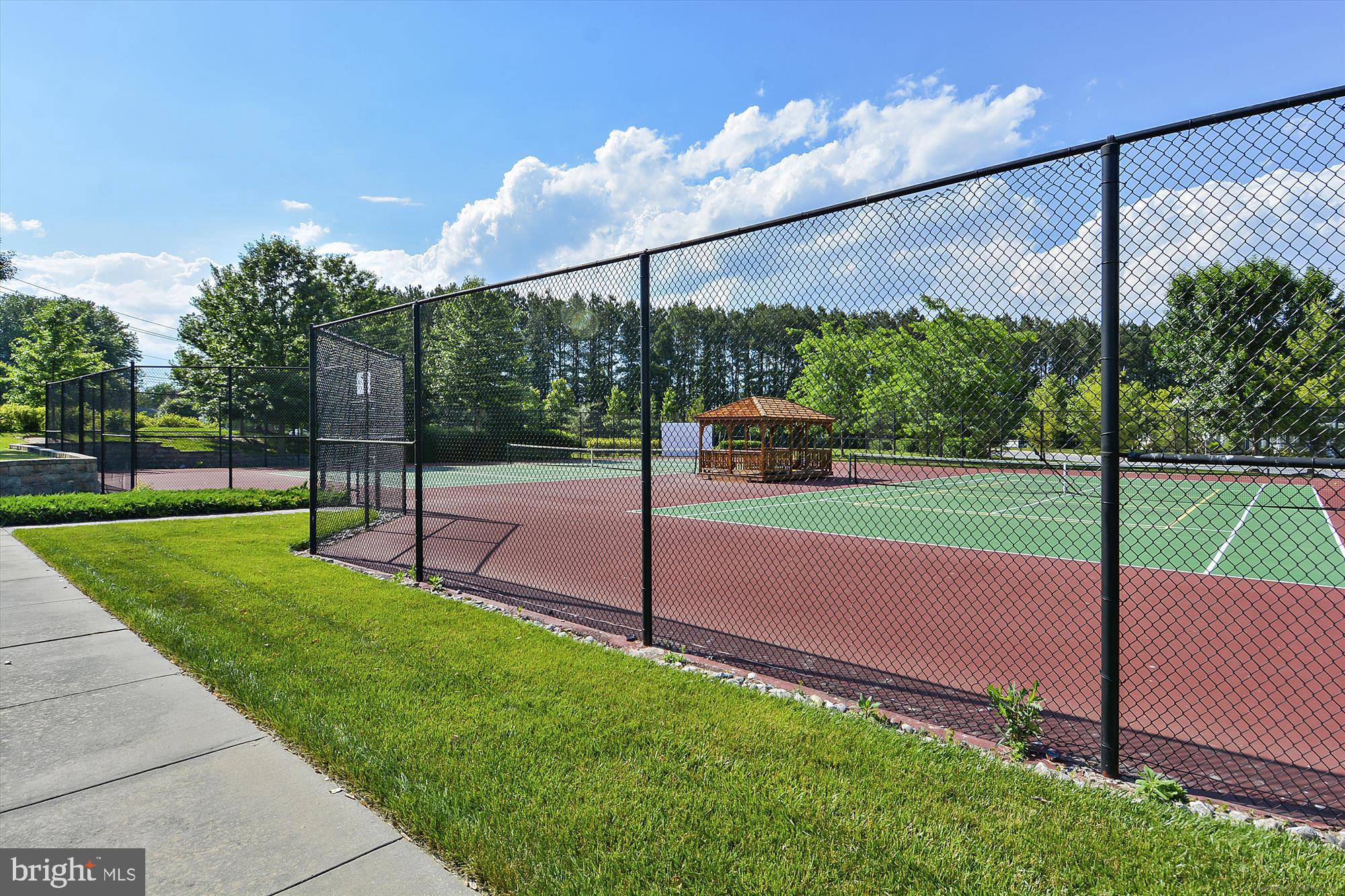 EASTON CLUB EAST - Residential