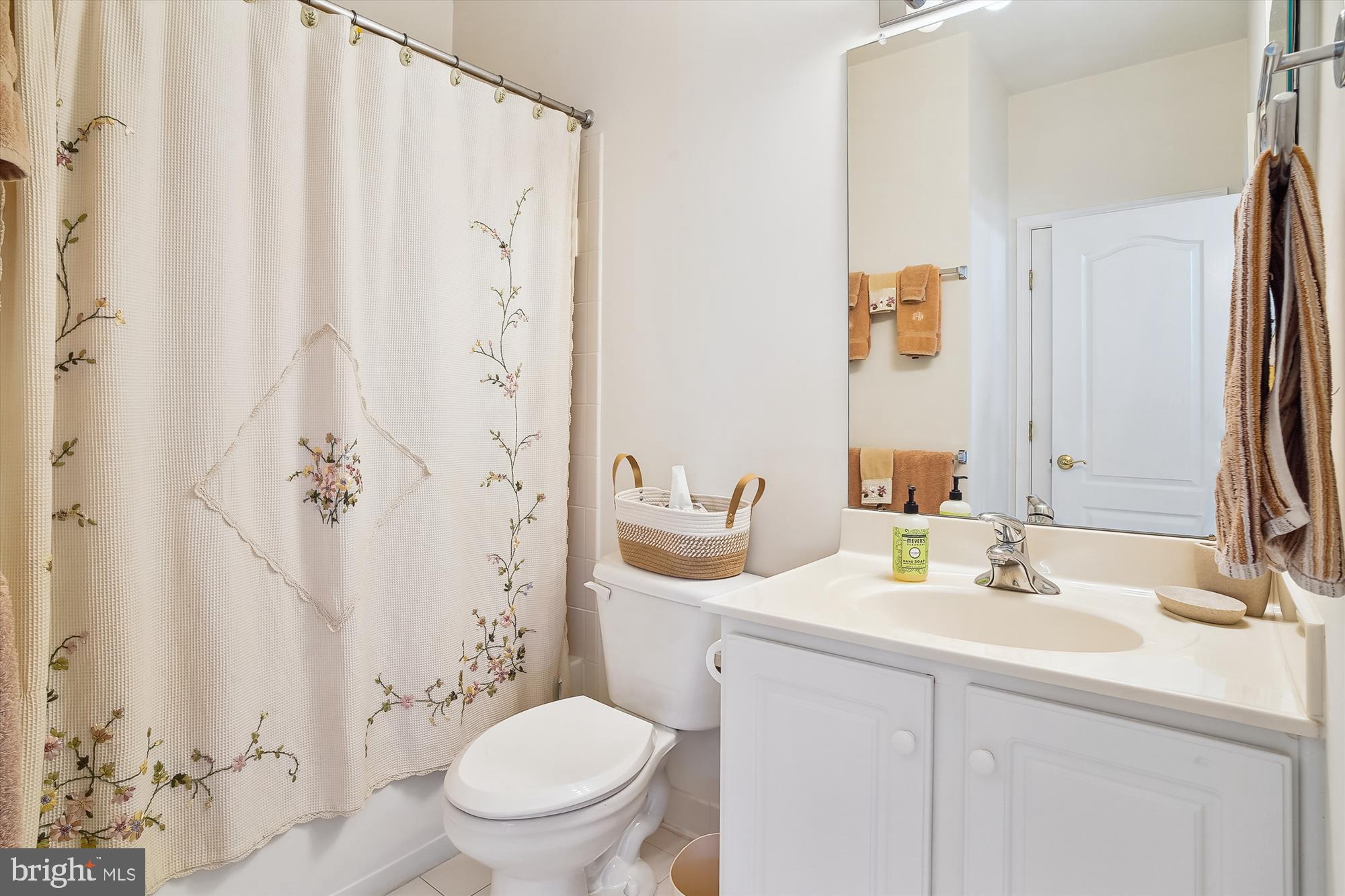 EASTON CLUB EAST - Residential