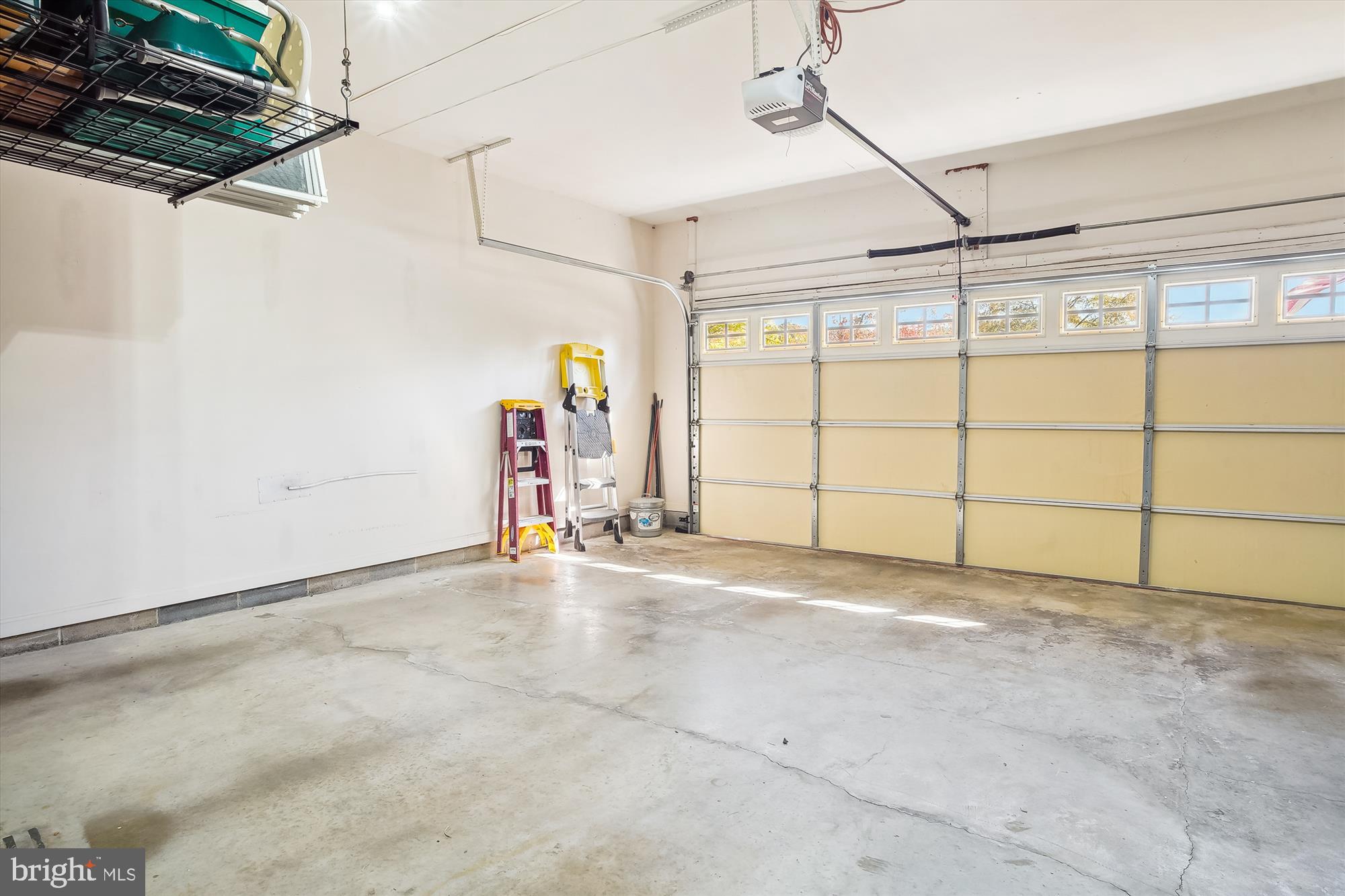 EASTON CLUB EAST - Residential