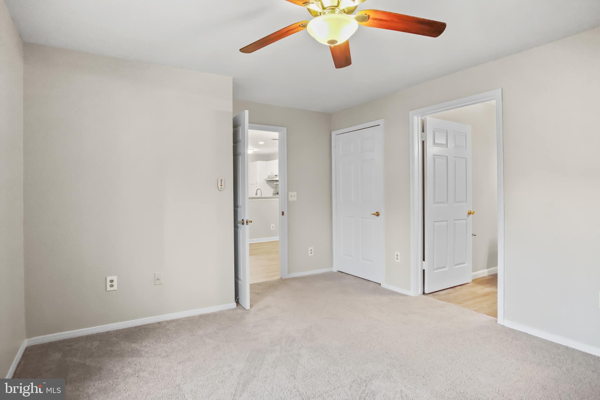 ENGLISH COUNTRY MANOR - Residential