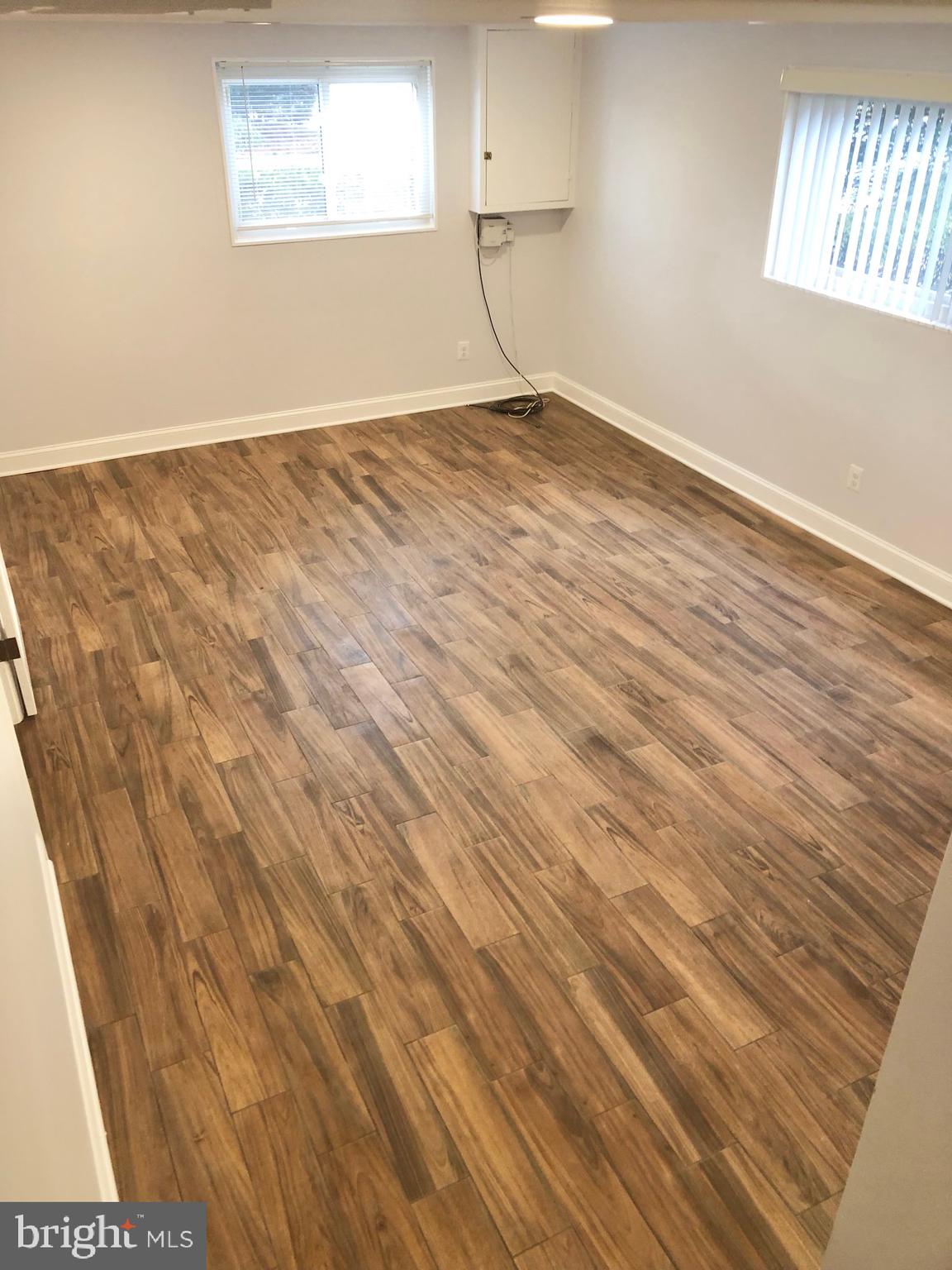 CARROLL KNOLLS - Residential Lease