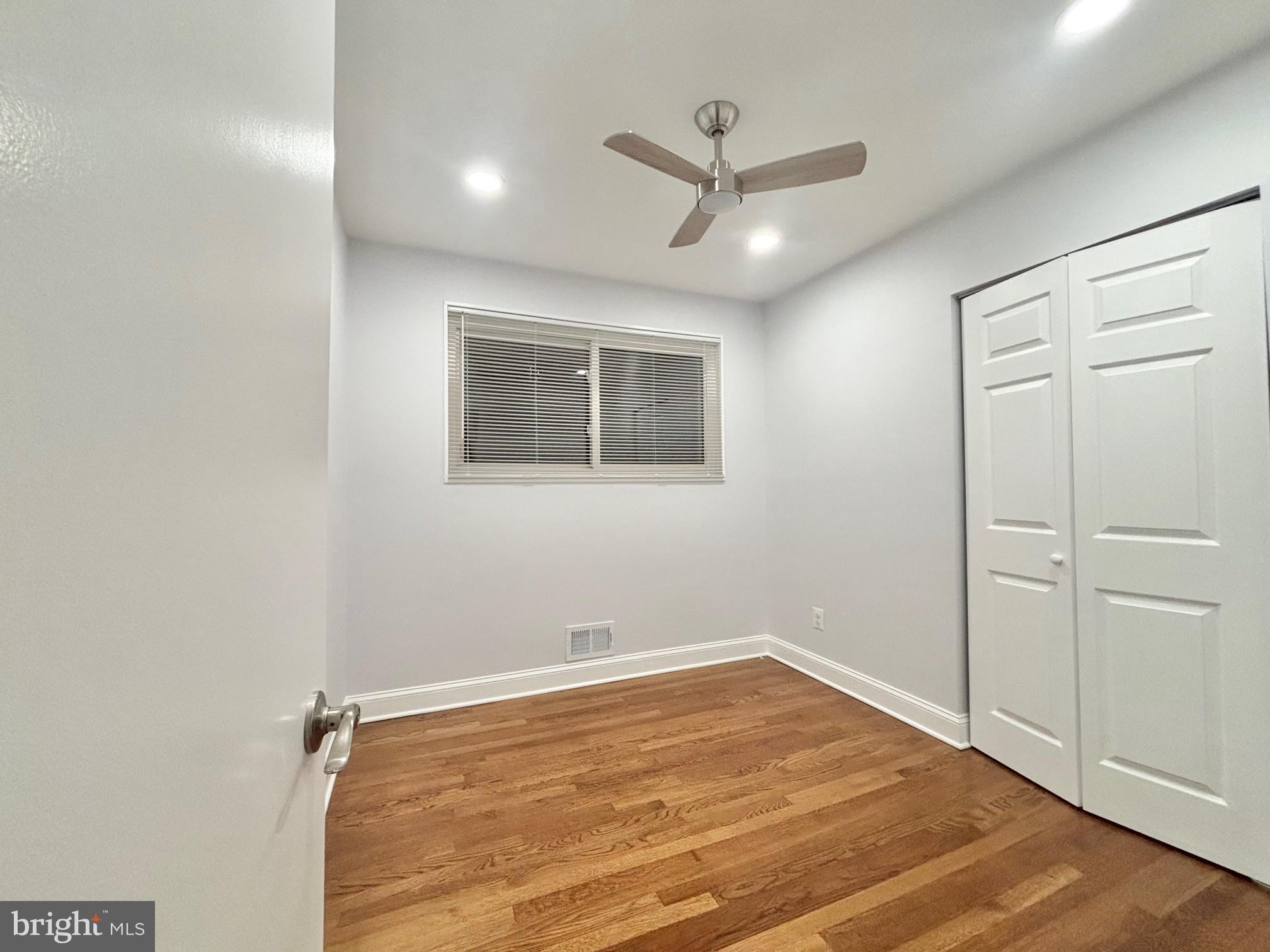 CARROLL KNOLLS - Residential Lease