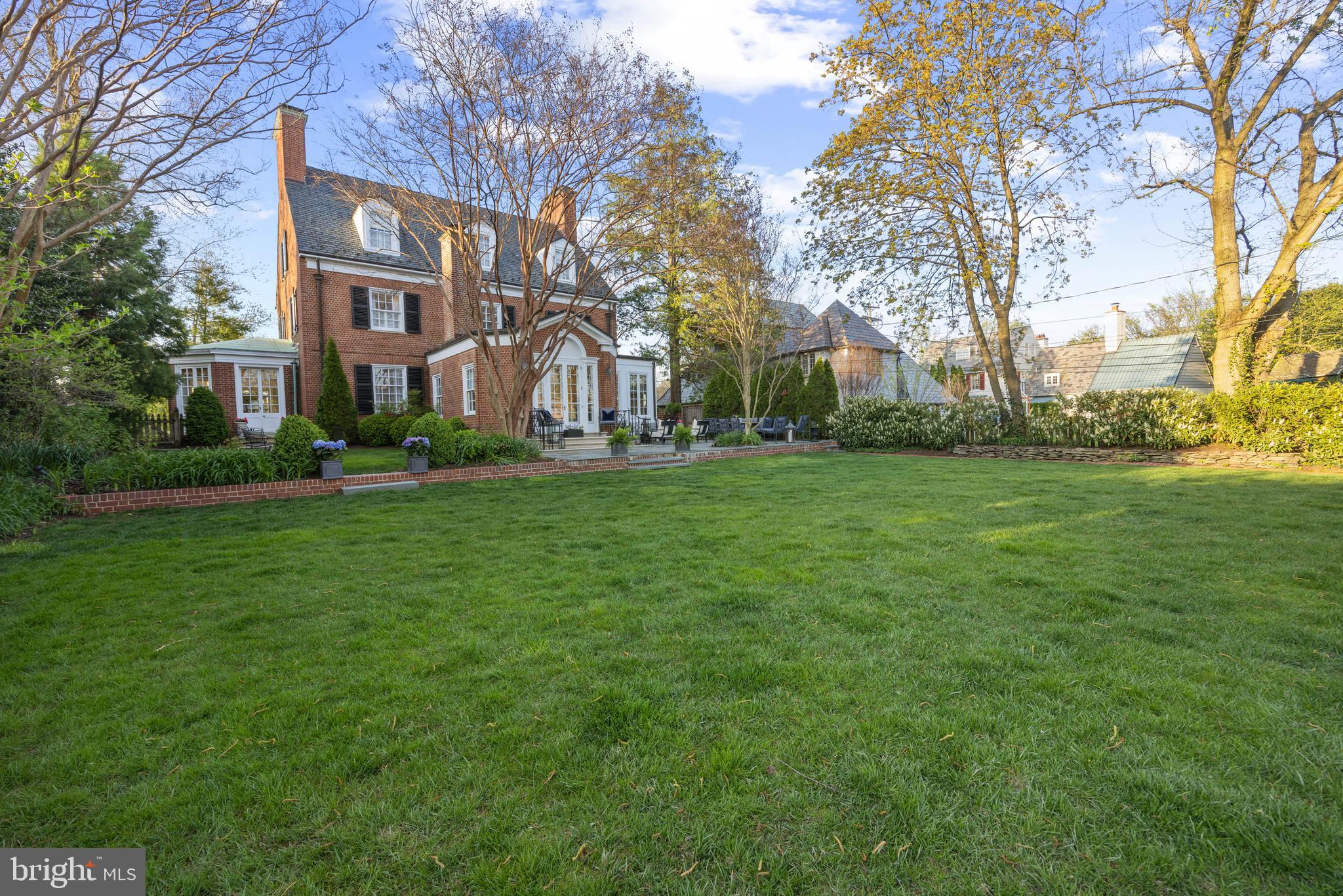 HOMELAND HISTORIC DISTRICT - Residential