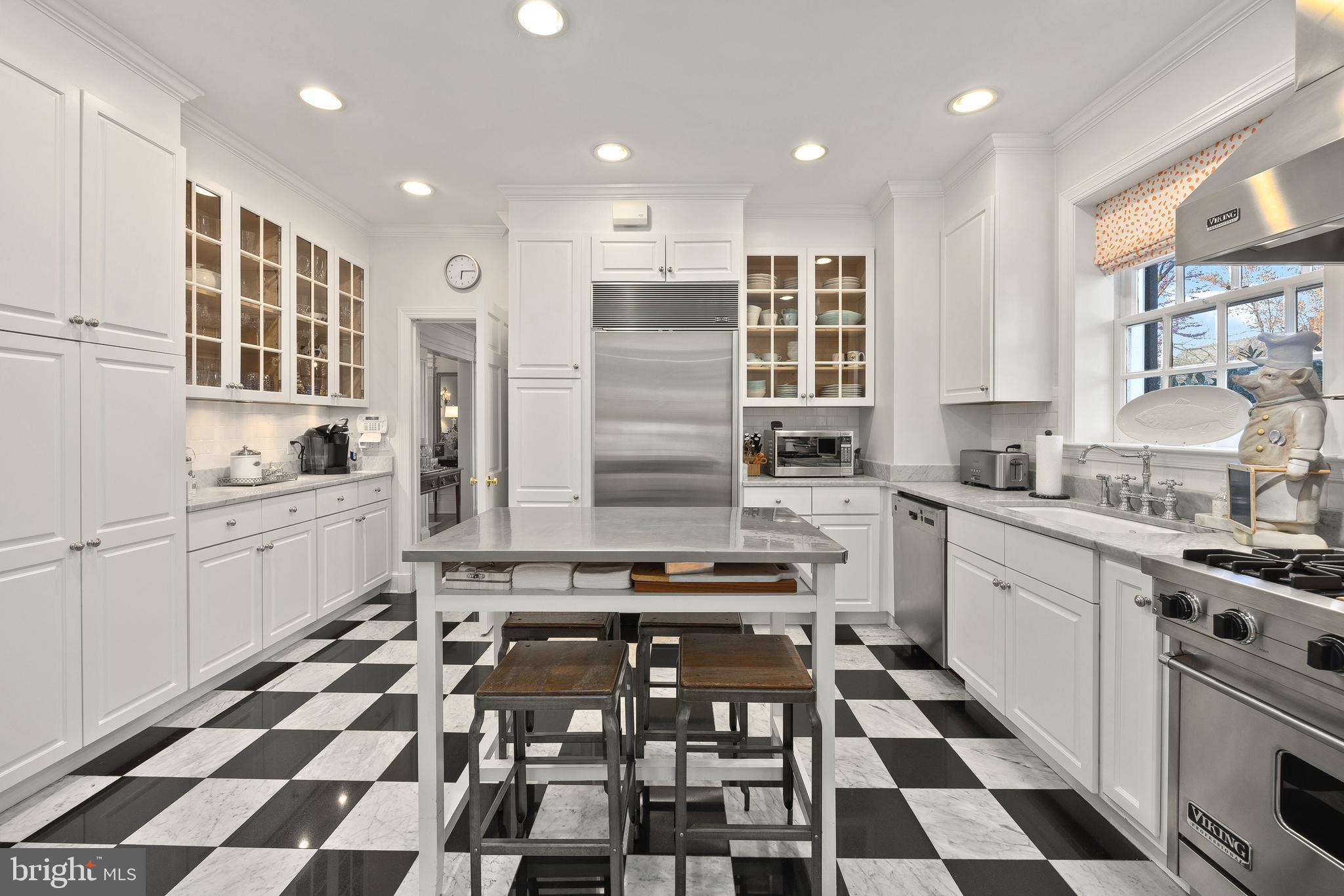 HOMELAND HISTORIC DISTRICT - Residential